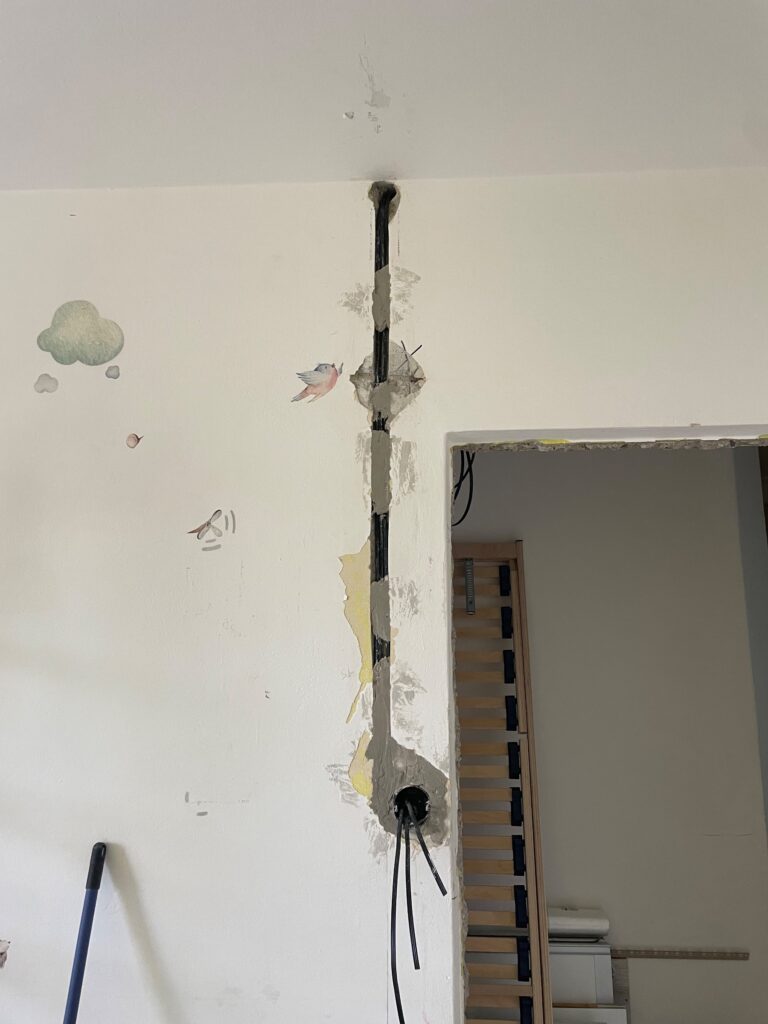 Rekonstrukce elektroinstalace Slavkov u Brna – foto 10 – Opravy a Montáže Mrocek Brno